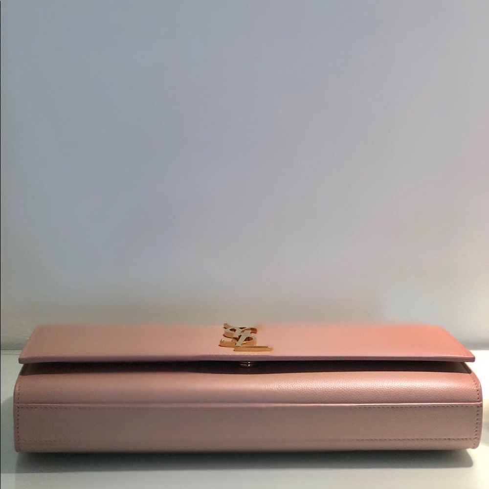 Yves saint Laurent - Picture 3 of 7